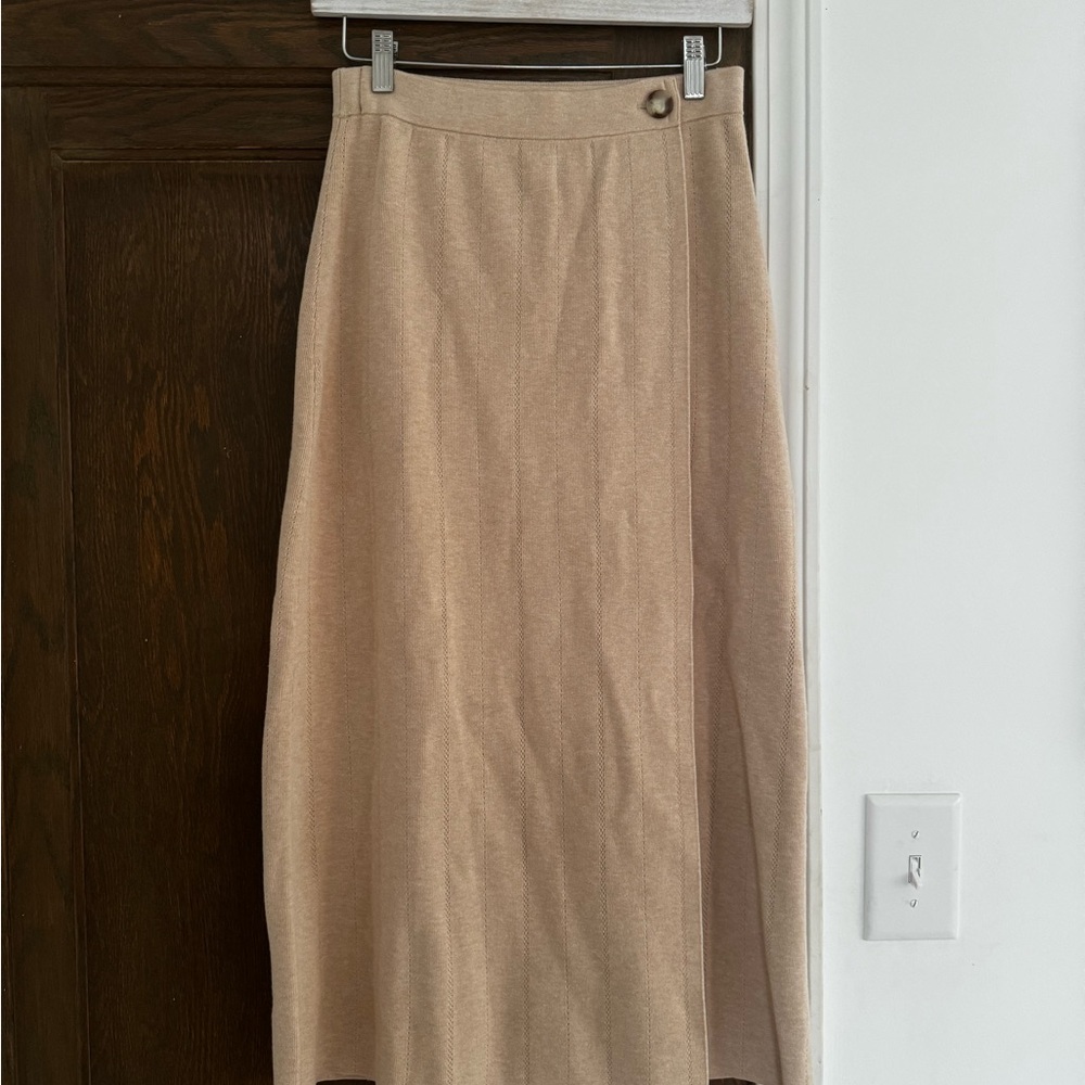 Sezane Cream Midi Skirt in size Small - Picture 3 of 11